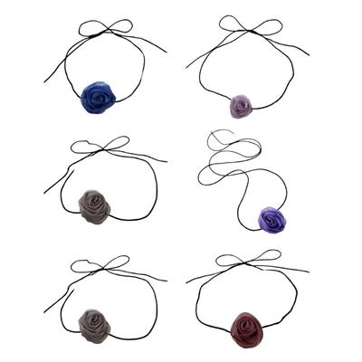 Élégant Collier Fleur en Tissu Forme Florale Chaîne de Cou Colorée Rose Chaîne de Clavicule Chaîne de Clavicule Fleurie Ornement