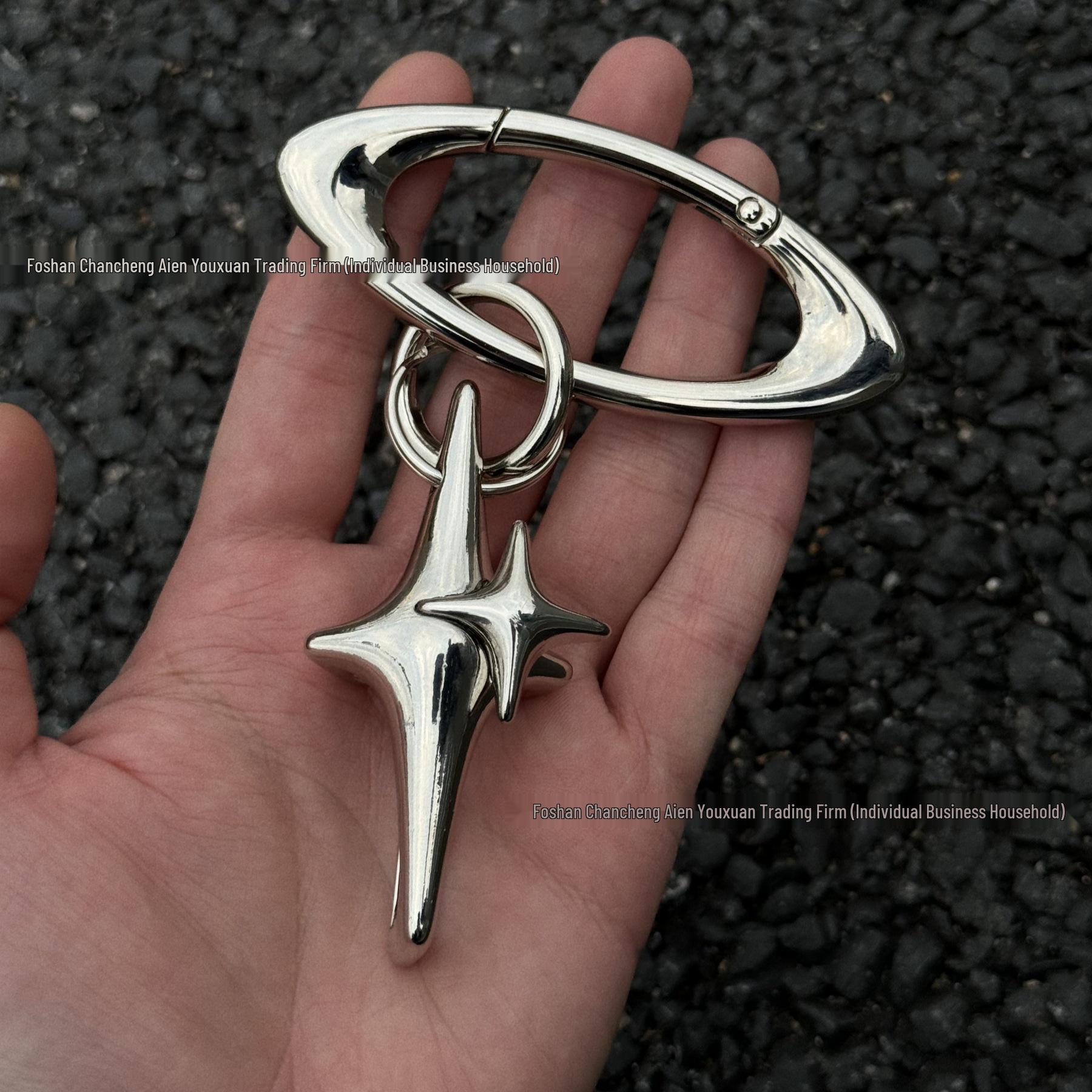 

Запальничка Ainsworth Starlight, брелок з відкривачкою для пляшок та прикрасою