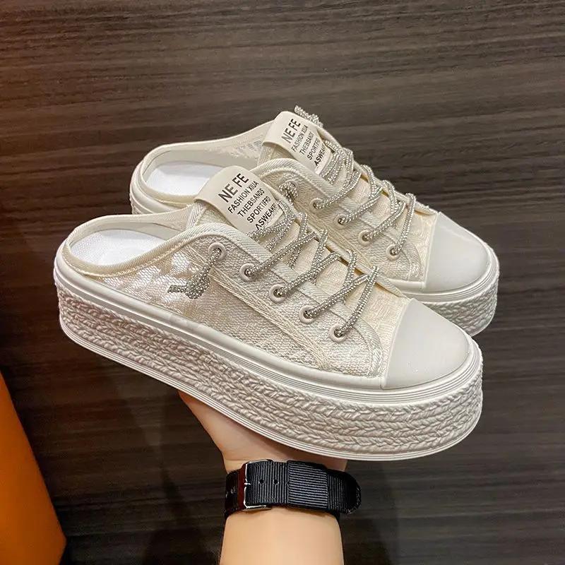 

Мюли Летние белые сандалии на платформе для женщин 2024 Толстые с ремешком Детские шлепанцы Женские тапочки Vip H Сандалии Easy Wears I 35