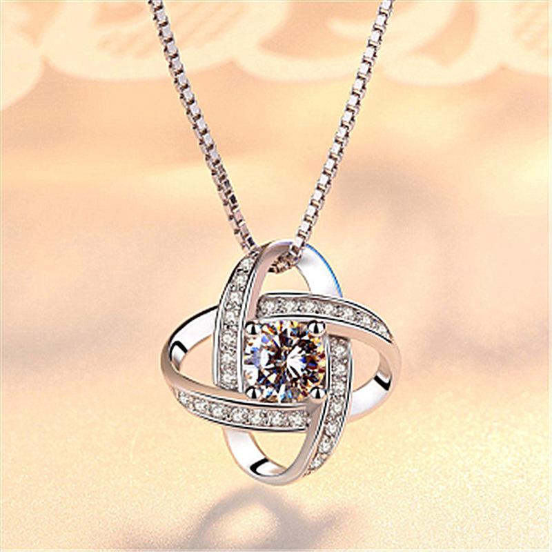 Four-leaf Clover Necklace for Women, Simple Student Collarbone Chain Necklace