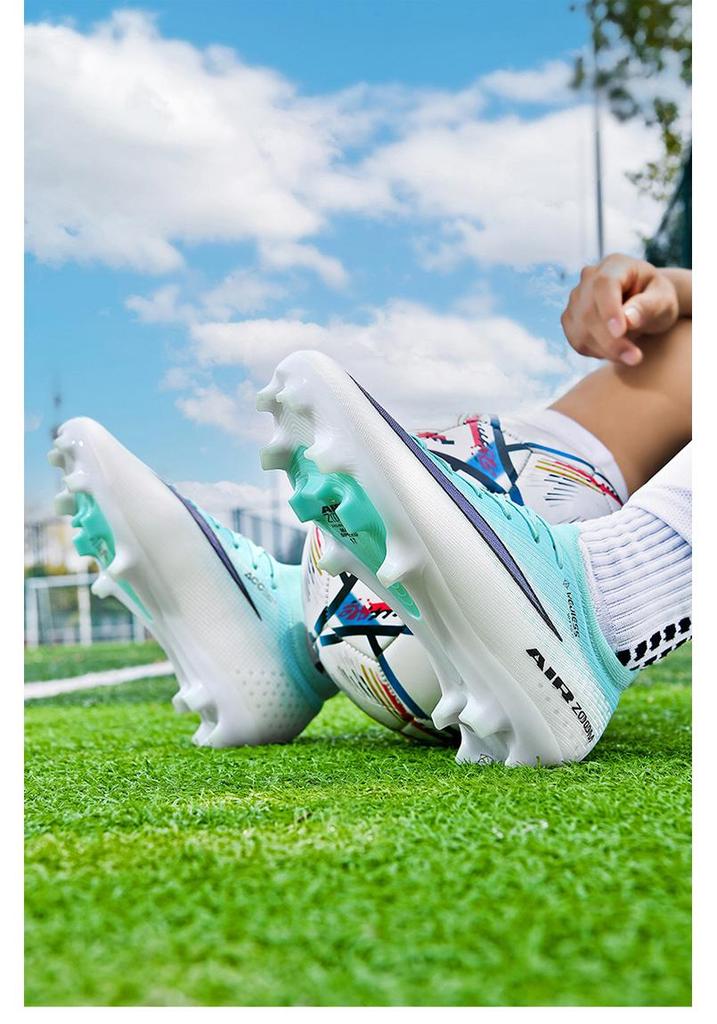 Xinpu Tian Unisex Low-top AG Turf Football Shoes for Students and Adults