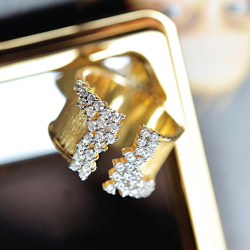 Huitan Creative Design Women Wedding Rings Opening Design Full Paved Shiny CZ Luxury Female Engagement Bands New  Jewelry