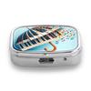 Portapillole Portatile con 2 Scomparti, Mini Custodia Organizer in Metallo per Medicine, Carino Contenitore Stampato per Pillole, Vitamine, Gioielli, Viaggio, Uso Quotidiano
