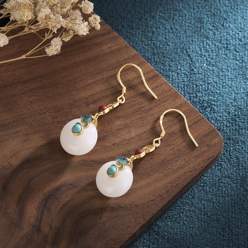 

Court Design Hetian Jade Safety Buckle Earrings with Gold Cloisonné Cloud Motif – Chinese Retro Style for Women