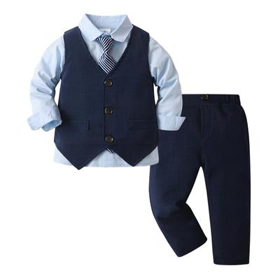 Vêtements de fête et pour la scène