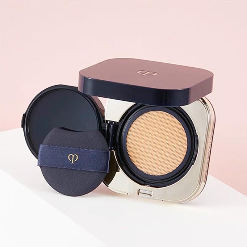 CPB Radiant Cushion Foundation Dewy Mist I10 mit Masken-Set