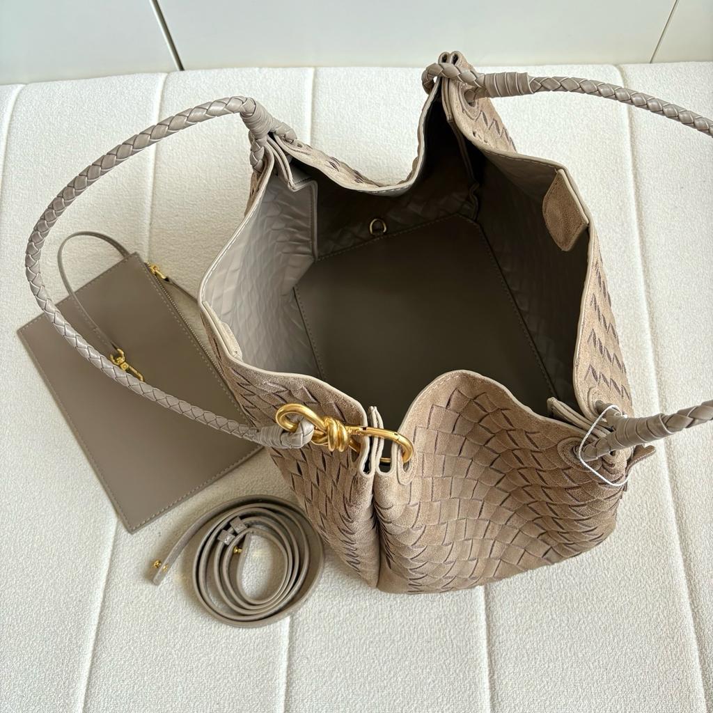 Cross-border First-layer Matte Cowhide Woven Parachute Bag Autumn and Winter Portable Bucket Bag Versatile Shoulder Messenger Women's Bag