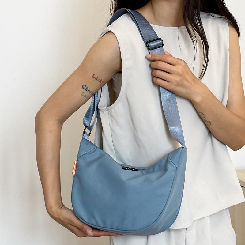 Chic Casual Dumpling Bag Versatile Oxford Fabric Shoulder Bag For Everyday Use