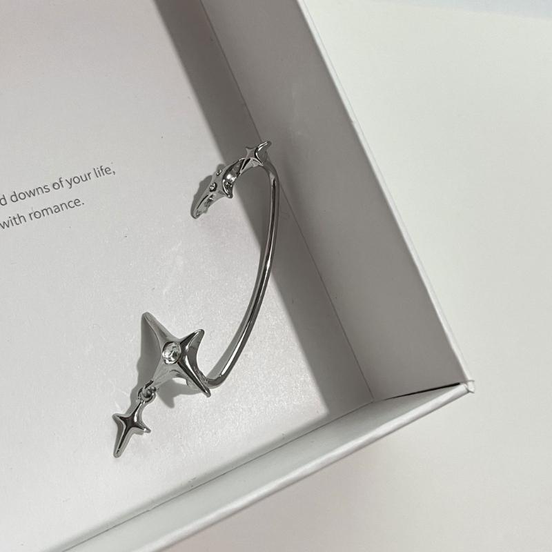 Punk Star Earrings No Piercing rhinestones Star Ear Cuffs Climber Earrings Party Jewelry Ear Clip for Women Girls
