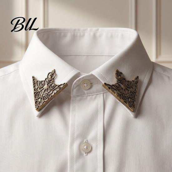 Metal Collar Clip 1 Pair Vintage Shirt Clip, Hollow-Out Decoration Alloy Brooch Triangle Pin for Men Women