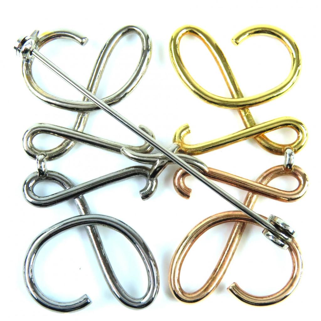 Excellent LOEWE Brooch Anagram 4 Colors Gold Silver Women Used