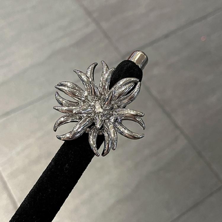 Versatile Ring Trendy Glitter Inspired Design With Comfortable Elastic Band Finger Jewelry For Everyday Use