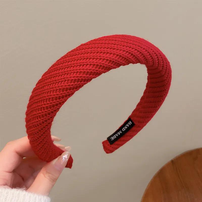 Women's Retro Korean Christmas Headband: High-End Autumn/Winter Hair Jewelry & Versatile Accessory