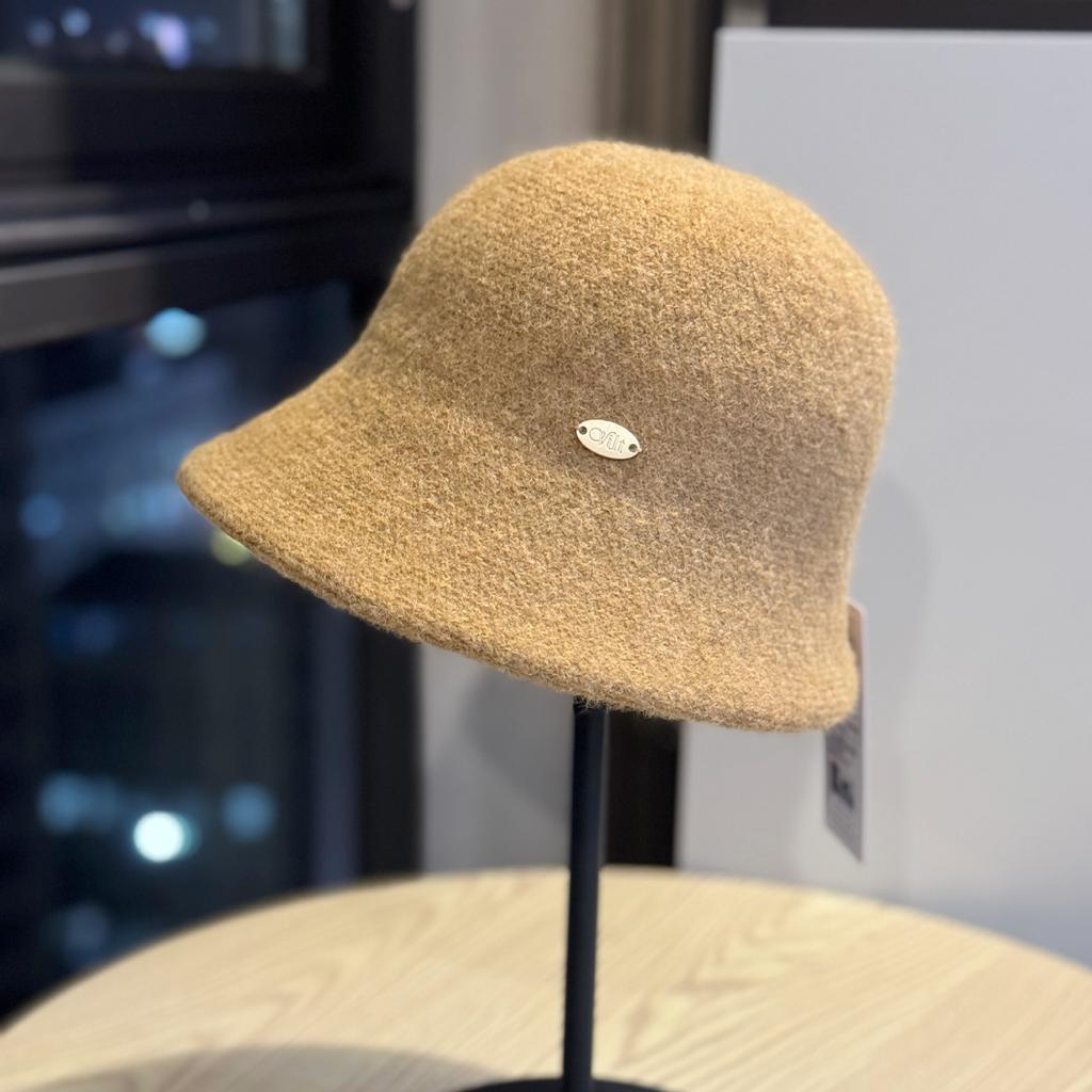 New Autumn and Winter Irregular Brim Fisherman's Hat for Women Versatile Casual High Grade Plush Face Covering Warm and Windproof Fisherman's Hat