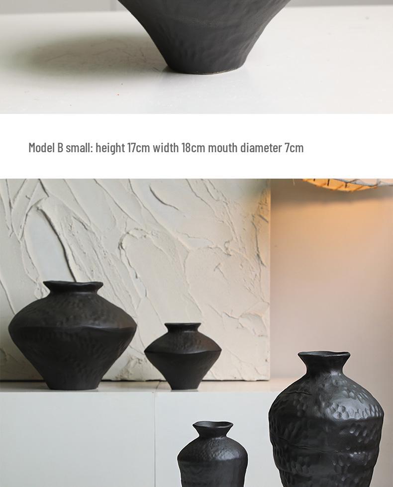 Wabi-Sabi Black Pottery Jar: Zen-style Retro Ceramic Vase for Tea Rooms and Hotels