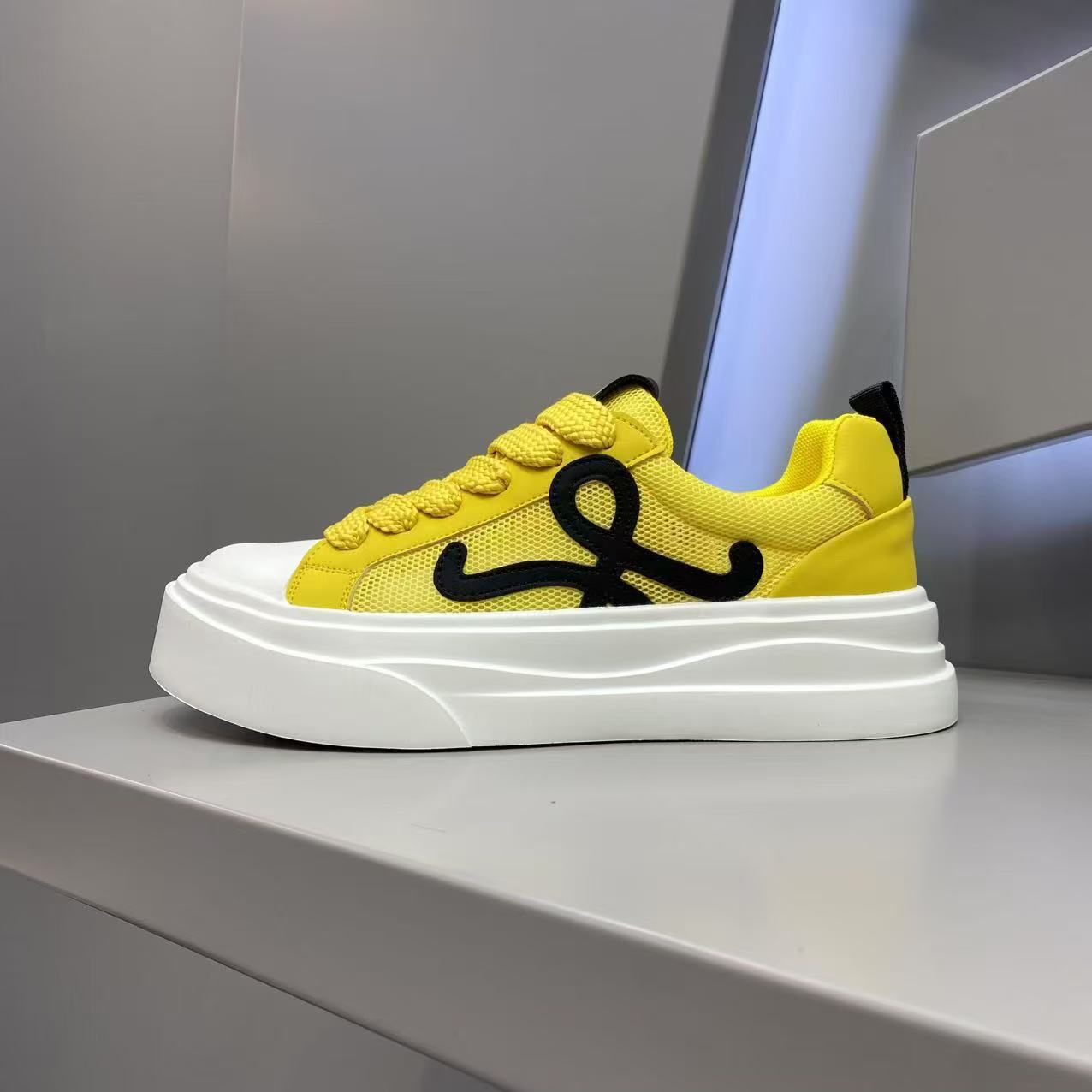 

Summer men s new board shoes mesh breathable board shoes daily versatile casual shoes youth lightweight board shoes 39