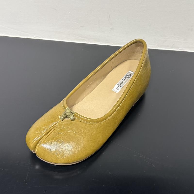 Fashion SUOJIALUN Autumn Women Flat Shoes Fashion Split Toes Shallow Slip On Ladies Elegant Laofer Shoes Low Wedge Heel Drees Boat Shoes