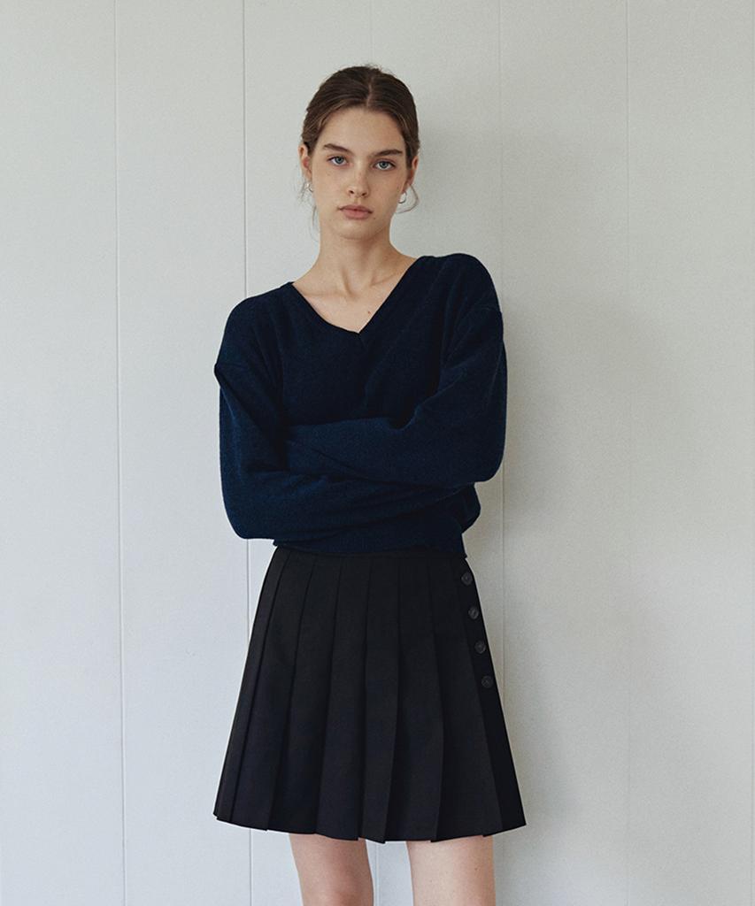 LOEIL Textured Casual V-Neck Knit - Navy