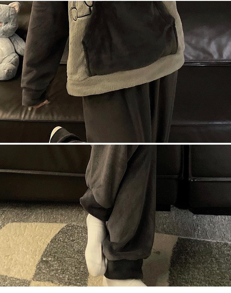 Autumn/Winter Flannel Pajamas: Cozy Round Neck Homewear for Youthful Men and Women
