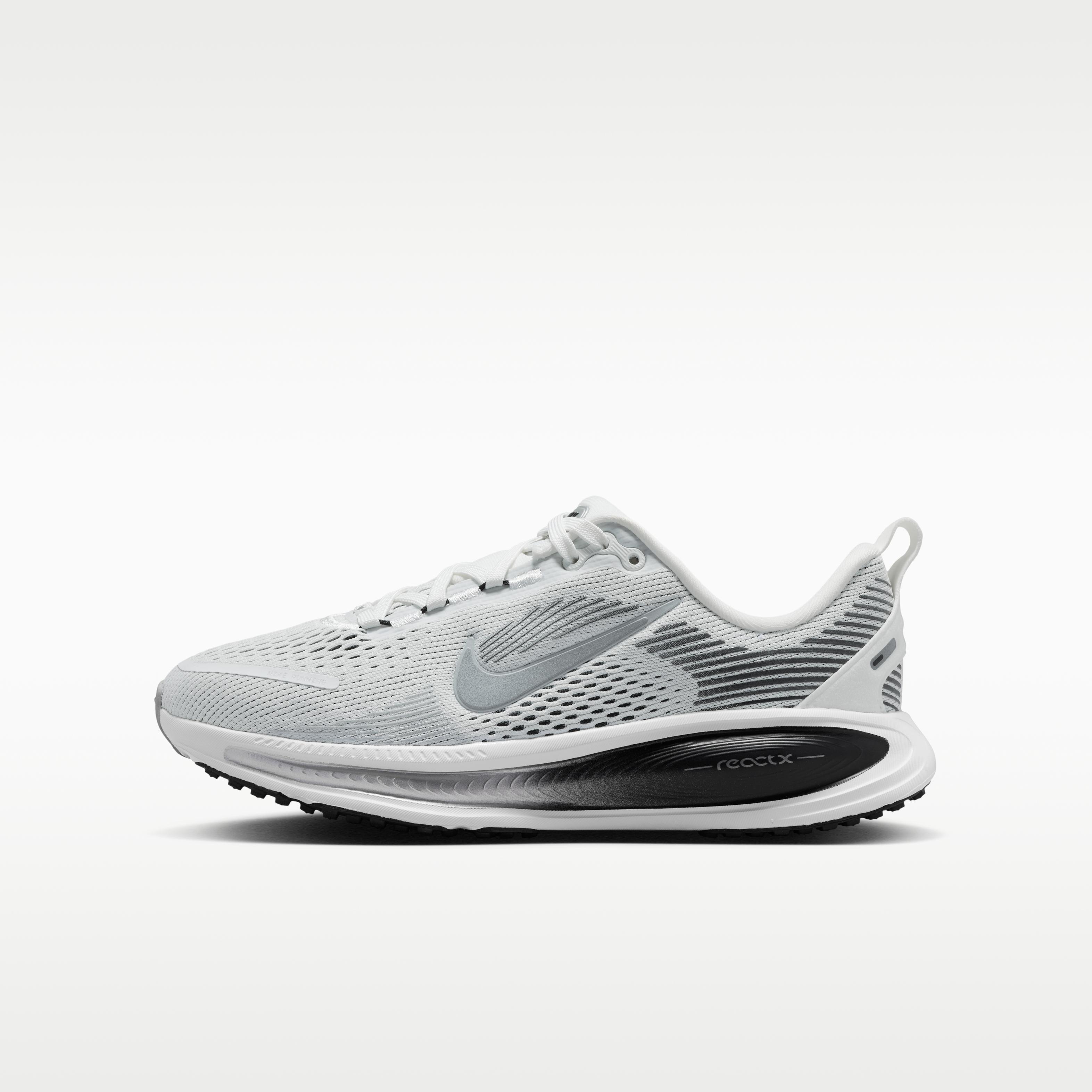 Nike Vomero 18 GS Summit White Black Silver 35