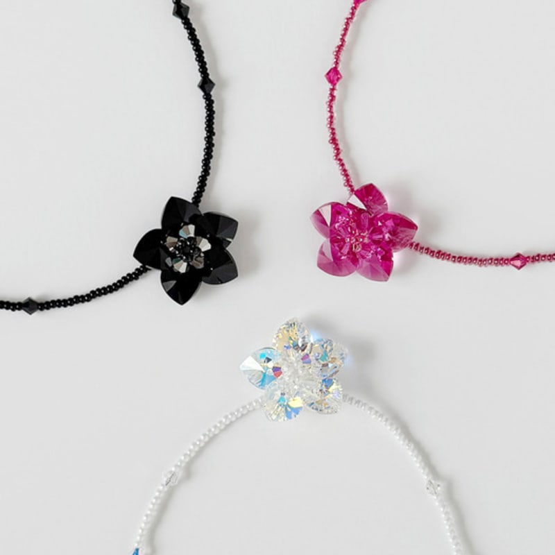 

FANTASTIC PLANET plumeria flower necklace (3colors) DEEP PINK