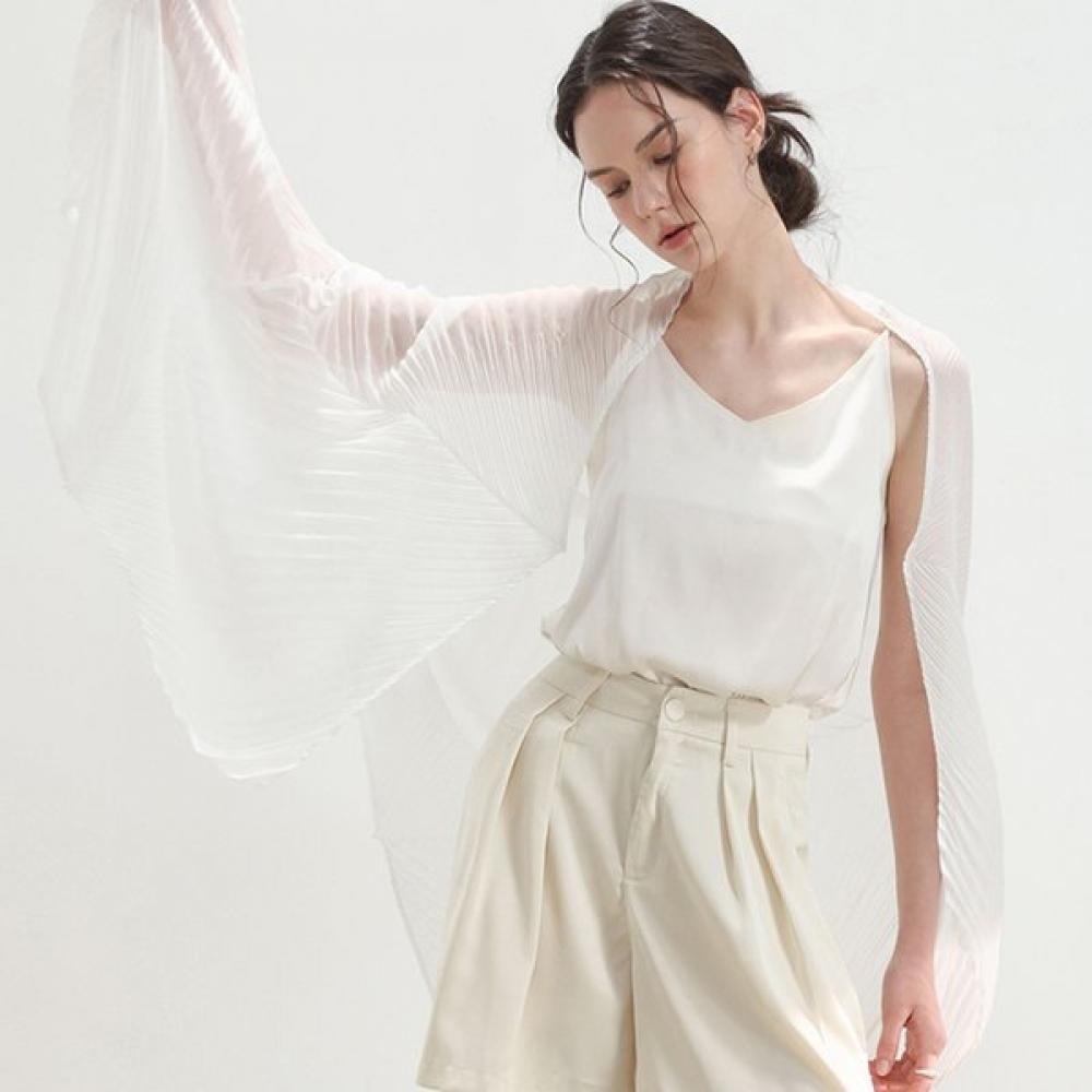

Plitzmood Cape Scarf FREE/Black