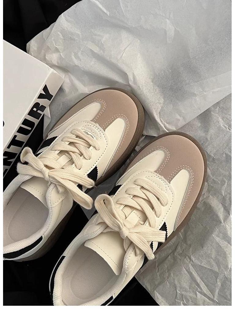 Women's Lightweight White Sneakers - Spring/Autumn 2025, Versatile & Wear-Resistant with Soft, Non-Tiring Soles