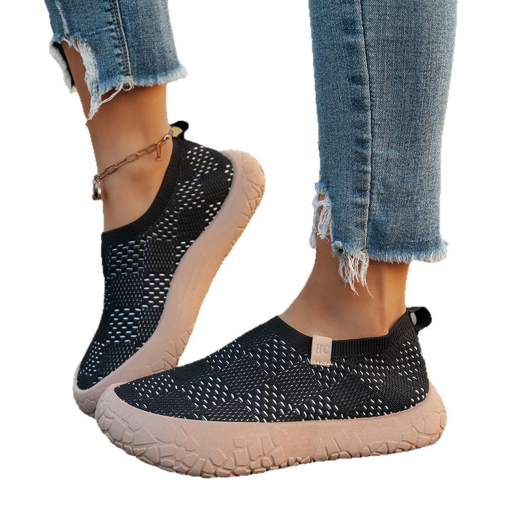 Women's Slip On Sneakers Breathable Mesh Work Casual Lightweight Tennis Workout Shoes for Women Non Slip Walking Shoes Comfortable Running Sneakers