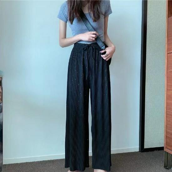 Chiffon Shiny High Waist Wide-Leg Pants - Women’s Spring/Summer Casual Pleated Ice Silk Trousers One Size (fits 80-140 jin)