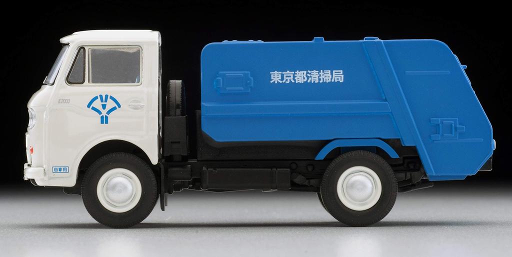 Tomica Limited Vintage Scale Mazda E2000 Cleaning Truck Finished 1/64 LV-186a (White/Blue) -