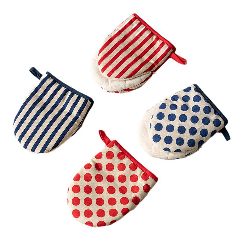 Thickened Cotton-Linen Microwave Oven Mitts: High-Temperature Resistant, Anti-Scald Kitchen Baking and Steaming Mitts