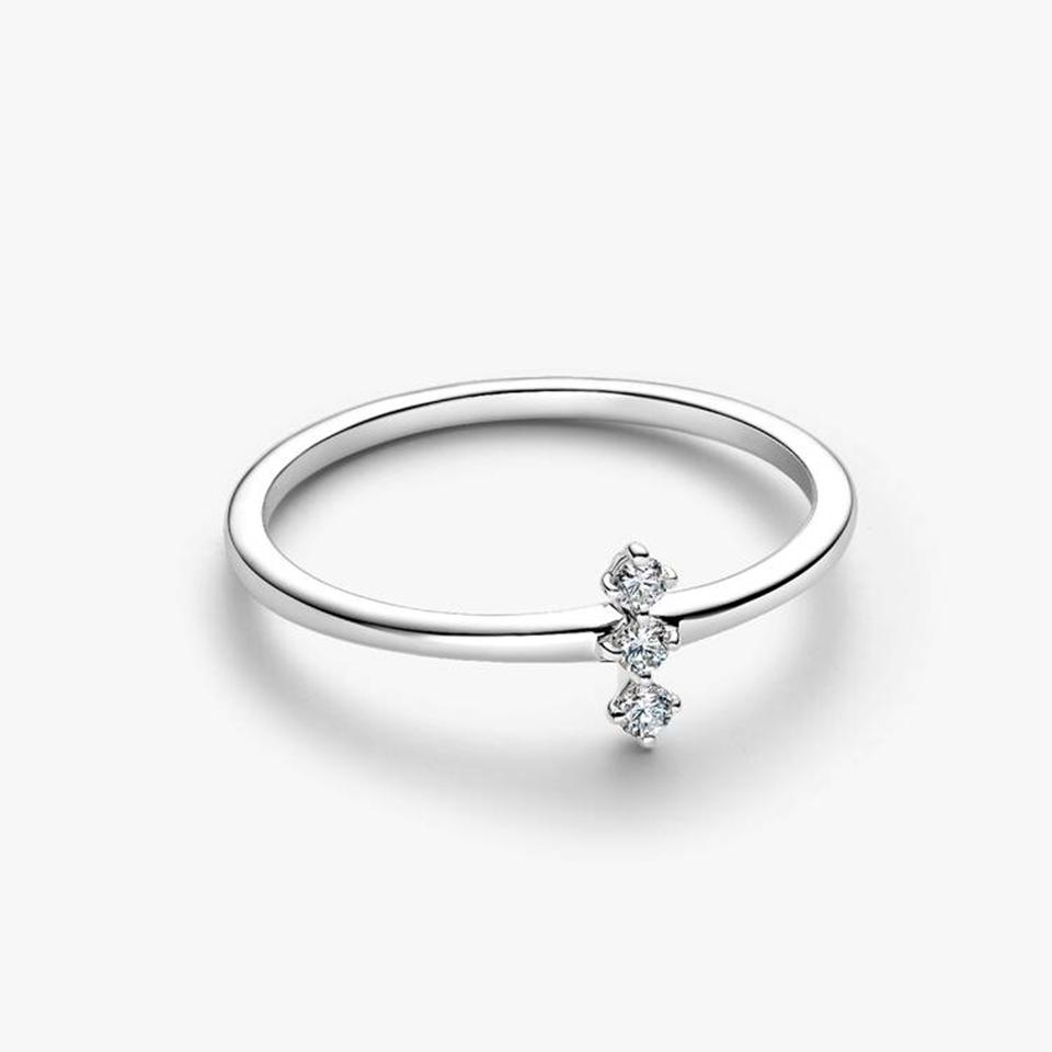2026 Nuovo Anello in Argento 925 Cuore Colorato Chakra Pianta Ape Specimen Fortuna Arco Corona Fiore Cocktail Gioiello Fascino Fai da Te Raffinato