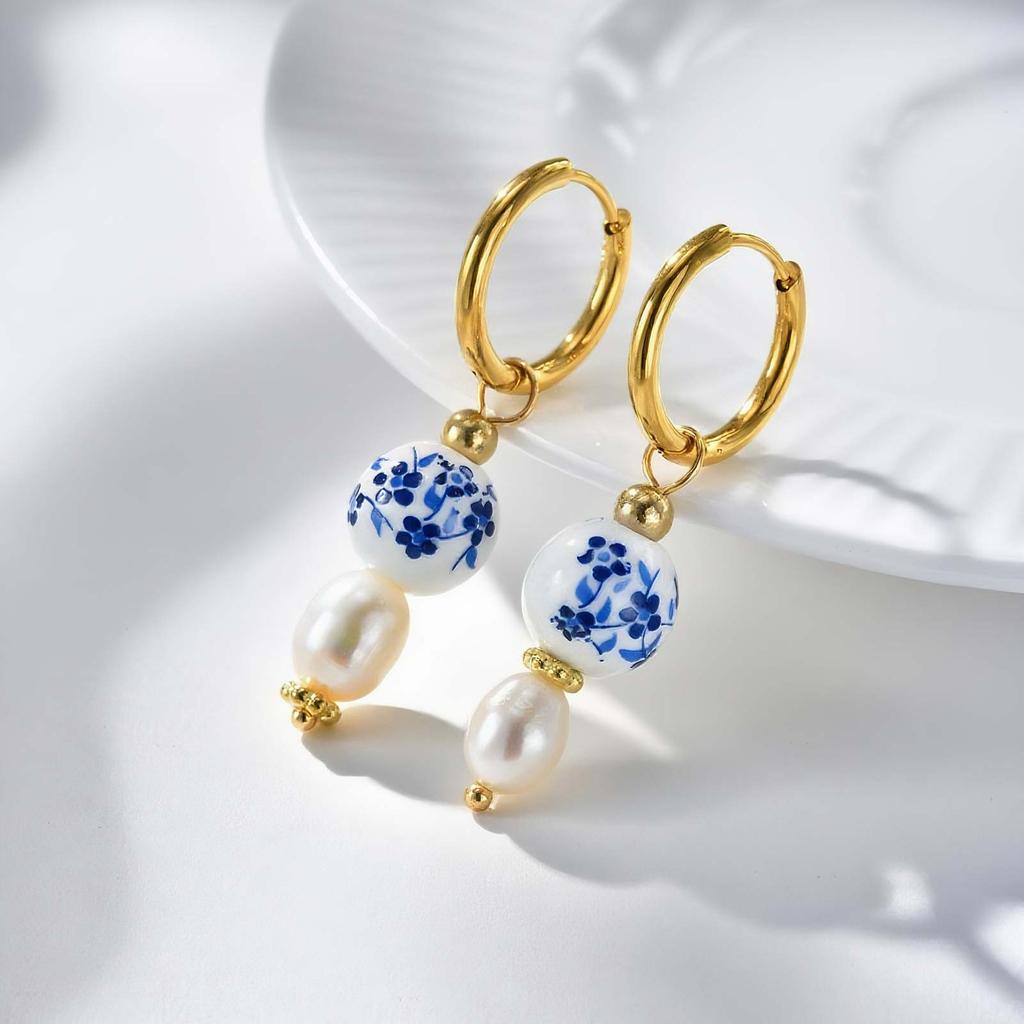 Retro Heart-shaped Porcelain Earrings for Women,Blue and White Imitation Pearl Chinese Cultural Earrings,Charm Jewelry Gifts