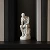 Abstrakter Denker Ornament, 3D-gedruckte mattweiße Skulptur, Wohnzimmer-Skulptur zur Dekoration von Schreibtisch und Bücherregal