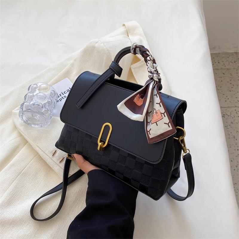 

Autumn and winter bags women s 2025 new fashion portable shoulder women s bags high sense foreign versatile messenger bags shoulder bags чёрный