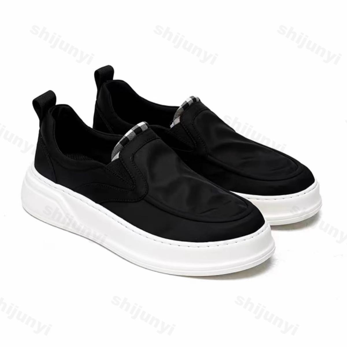 

Fashion 2025 New Summer New Men s Versatile Soft Bottom Fashion Trend Comfortable Mesh Breathable Slip on Lightweight Casual Sneakers 38 чёрный
