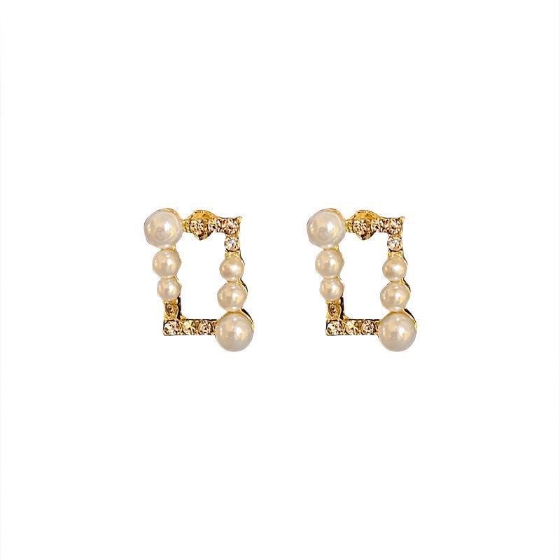 Silver Needle Retro Earrings Korean Stud Earrings Are Small, Exquisite, Simple and Versatile Earrings Dongdaemun Ins Cold Wind