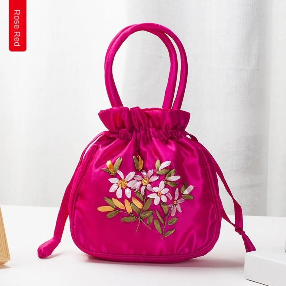 Embroidered Flower Pattern Women Bucket Bag National Phone Bag Ladies Small Dacron Top Handle Bag Casual Occasions
