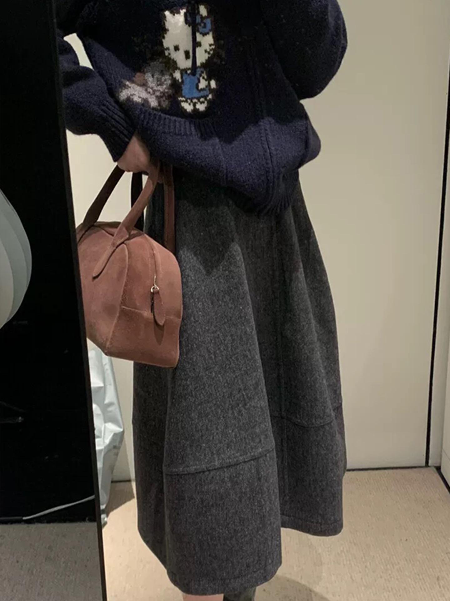 

Highly Recommended! Retro Woolen A-Line Mid-Length Skirt for Women - Autumn/Winter, Korean Minimalist Style, Pleated & Slimming Design M темно-серого