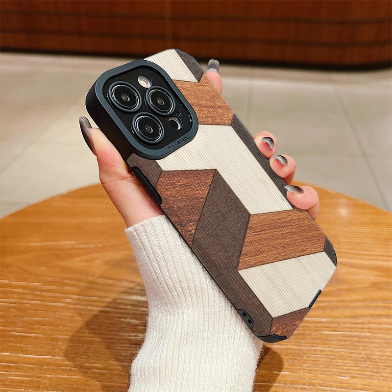 Vertikal genarbtes Lederhülle mit Holzmusterdruck, stoßfeste weiche Silikonhülle mit vollem Schutz für das Kameraobjektiv für iPhone