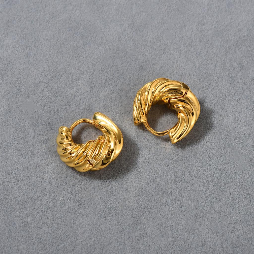 Wind Metal Thread Geometric Twist Horn Ear Buckle Earrings Year French Simple Light Luxury Earrings
