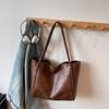 Bag women's new soft leather tote bag large capacity women's niche high-end sense of commuting to work portable shoulder bag