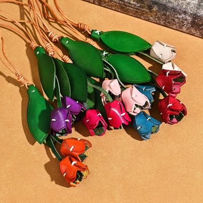 Luxuriöses pflanzlich gegerbtes Leder Tulpe Auto Spiegel Ornament & Schlüsselanhänger