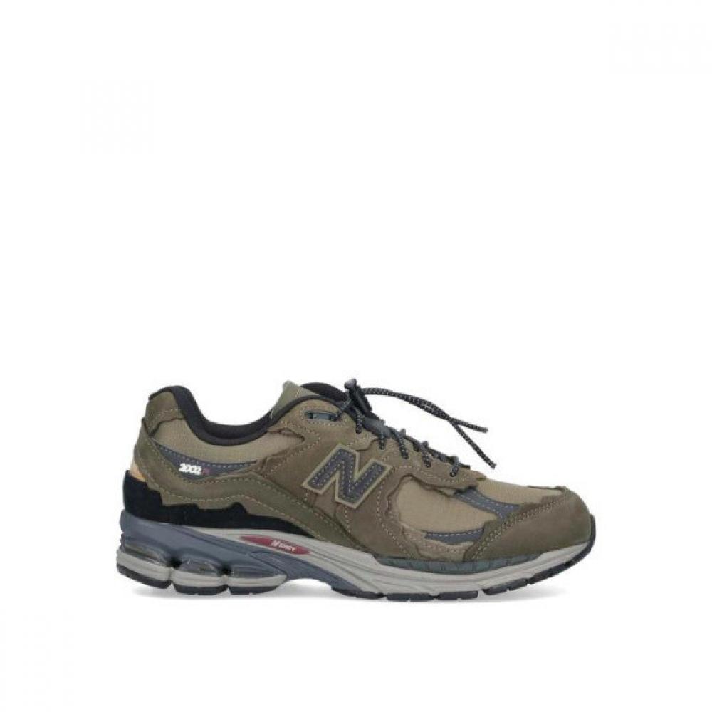 

New Balance International Shipping 23ss Sneakers M2002rdn Green 7
