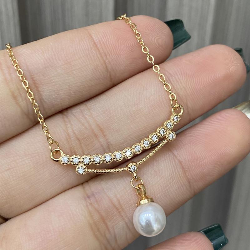 Hot-selling Seiko micro-inlaid smile pearl pendant necklace ins temperament premium collarbone chain neck chain
