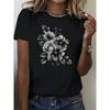 Camiseta Feminina Vintage Preto Branco Floral Oversized Gola Redonda Manga Curta Estampa Botânica Intrincada Folhas Botões Flores Tecido Macio Respirável