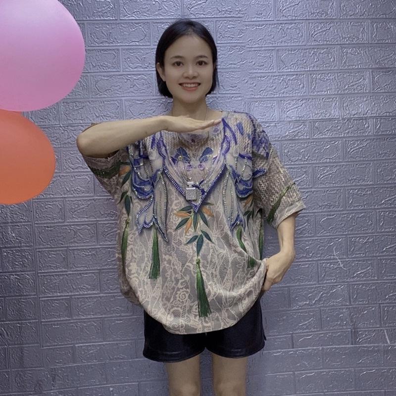

Retro Heavy-Duty Ice Silk Knitted Women s T-shirt - Summer 2025, High-End Plus Size, Loose European Style One Size (85-170 jin) синій