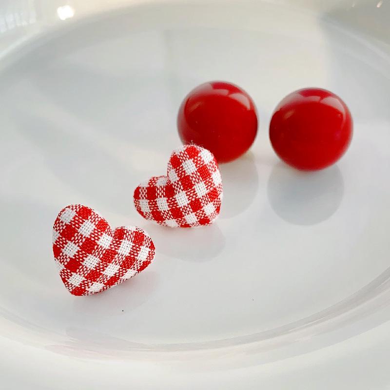 Cherry Red Heart Plaid Stud Earrings with Pearls - Christmas Autumn/Winter Light Luxury Essentials