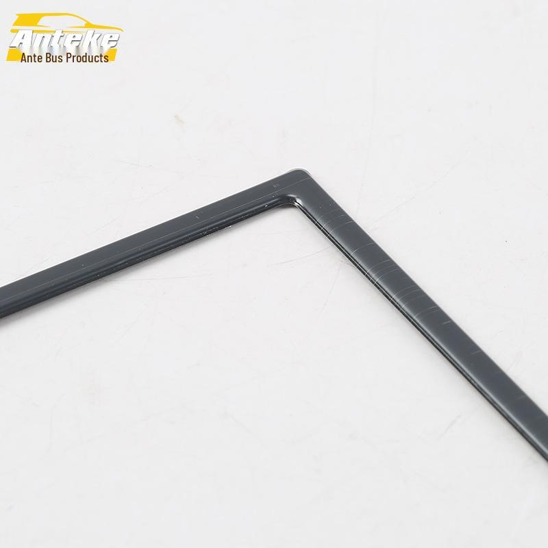 18 H4 Nerezový dekorativní rámeček pro navigační panel středové konzoly