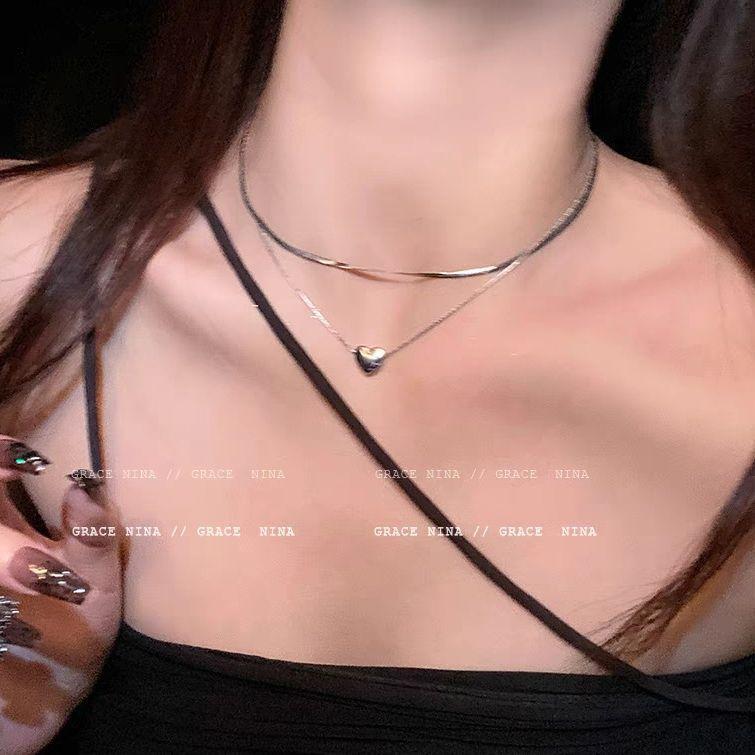 Light Luxury Double-layer Love Collarbone Chain Female Tide Sweet Cool French Cold Wind Internet Celebrity Temperament Neck Chain